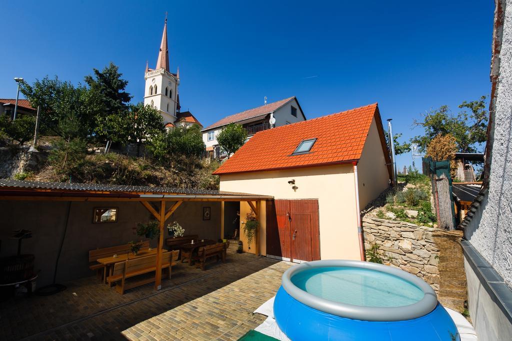 Nad Vinnym Sklipkem Znojmo Esterno foto